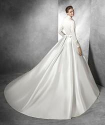 wedding photo - Pronovias > NAVIA - Shirt With Long Sleeves And Gemstone Embroidery