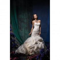 wedding photo - Alfred Angelo Sapphire Style 880 - Fantastic Wedding Dresses