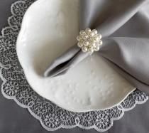 wedding photo - Wedding Napkin Ring Rhinestone Napkin Ring Crystal Napkin Ring Wedding Napkin Holder Wedding Table Decor Diamante Pearl NR005