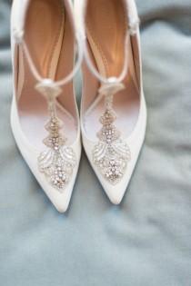 wedding photo - The Exquisite Bridal Shoe