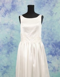 wedding photo - Short wedding dress, simple wedding dress, vintage inspired wedding dress, satin dress, elegant wedding ceremony