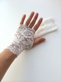 wedding photo - white wedding glove, ace glove, bridal mittens, ivory lace glove, fingerless gloves, bridal cuff,