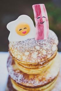 wedding photo - We dig breakfast so we LOVE this pancake wedding cake!