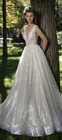 wedding photo - 20 Ballgown Wedding Dresses That Will Leave You Speachless