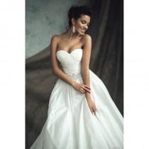 wedding photo - White Ball Gown