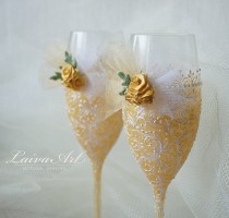 wedding photo -  Ivory Wedding Champagne Glasses Wedding Champagne Flutes Wedding Toasting Flutes Ivory Wedding
