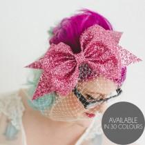 wedding photo - Glitter Bow with Birdcage Veil