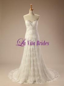 wedding photo - Sweetheart neckline full lace wedding dress