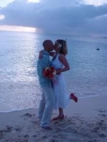 wedding photo - How to plan Cayman Islands destination wedding?