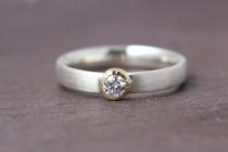 wedding photo - Diamond ring, engagement ring, Solitaire application ring