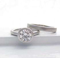 wedding photo - 1.5ct diamond pebble ring engagement solitaire platinum