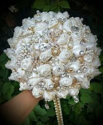wedding photo - GATSBY STYLE BOUQUET, Brooch Bouquet, Jeweled Bouquet, All Gold Brooch Bouquet, Unique Jeweled Bouquet, 1940s Glam Bouquet, Deposit Only