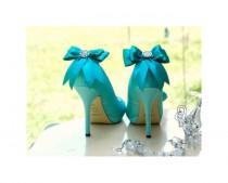 wedding photo - Shoe Clips Bow Teal / Royal Blue / White / Ivory. Sparkly Rhinestone Crystal & Satin Ribbon. Wedding Bridal Trend, More: Sage Pink Red Black