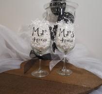 wedding photo - Personalized Mr. & Mrs. Wedding Wine Glasses, Bride and Groom Wine Glasses, Wedding Prop Wine Glasses