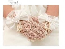 wedding photo - Flower girl gloves in handmade bowknot  ivory gloves tea party gloves