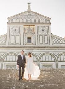 wedding photo - Delicate Florence Wedding Shoot In Pastel Shades - Weddingomania