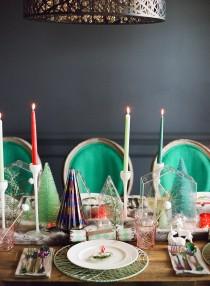wedding photo - Modern Christmas Table Setting Ideas