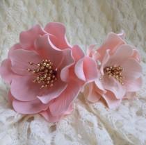 wedding photo - Open Rose Sugar Flower in Pink or Blush with Gold Center for wedding cake decorations, gumpaste flowers, cake toppers