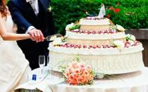 wedding photo - Ideas para acertar con la tarta de boda, ¡no te las pierdas!