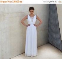 wedding photo - Christmas Sale Romantic wedding dress V neck with embroidery pattern