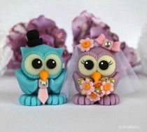 wedding photo - Custom bride and groom love birds owl wedding cake topper - daisies bridal bouquet
