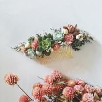 wedding photo - Succulent Hair Comb // Green and Pink
