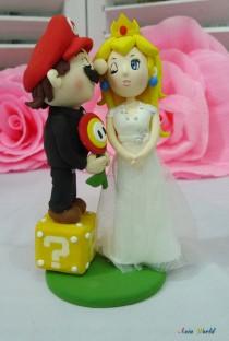 wedding photo - Wedding cake topper Super Mario and Princess Peach with Fire flower and coin box clay doll, clay figurine decor, clay miniature wedding gift