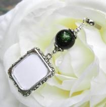 wedding photo - Wedding bouquet photo charm. Green sparkles- Memorial photo charm. Bridal bouquet charm. Bridal shower gift. Gift for the bride. Sister gift