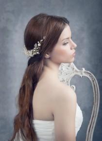 wedding photo - Bridal pearls headpiece. Bridal rhinestone headband. Rhinestone Flower headpiece. Bridal headpiece. Pearls headpiece. MOD505