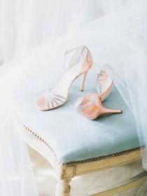 wedding photo - Bridal Style: 21 Chic, Feminine Wedding Shoes