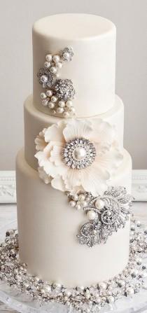 wedding photo - Three Layered Gorgeous Cake
