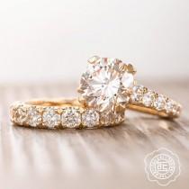 wedding photo - beautiful ring