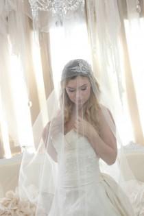 wedding photo - Custom Style 200 Handcrafted Art Deco Style Lace Applique Bridal Veil Headband