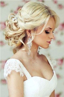 wedding photo - Half Up Half Down Wedding Hairstyles With Veil 