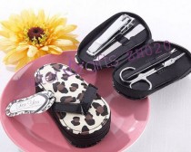 wedding photo - Beter Gifts® "Cheetah Chic" Flip-Flop Pedicure Kit BETER-ZH020