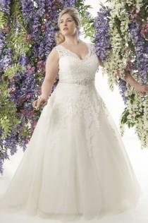 wedding photo - Curvy Brides Will Love This Romantic Lace Collection From Callista!
