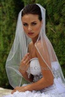 wedding photo - Designer One Tier Embroided Bridal Wedding Veil Fingertip Style VE305 NEW CUSTOM VEIL