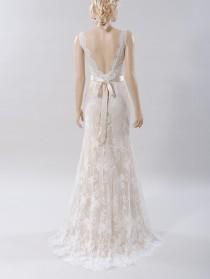 wedding photo - Lace wedding dress, wedding dress, bridal gown, sleeveless V-back mermaid dress
