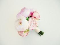 wedding photo - Blush & White Peony Bridal Bouquet, Modern Bouquet, Blush Pink Wedding Bouquet, Silk Flowers, Peony Bouquet, Blush Peonies, Wedding Flowers