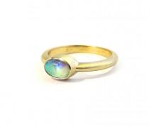 wedding photo - 18k Gold & Australian Opal Ring