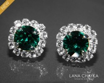 wedding photo - Emerald Crystal Halo Earrings Swarovski 8mm Green Rhinestone Hypoallergenic Earrings Studs Emerald Silver Bridesmaids Jewelry Emerald Studs