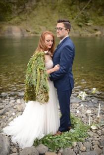 wedding photo - A moss cape and metal bow tie slays all wedding fashion forever