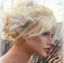 wedding photo - Wedding Fascinator, Bridal Veil, Great Gatsby Style, French Net Veil, Ivory Feather Hair Clip, Bridal Comb Wedding Hair Clip Ivory Bridal