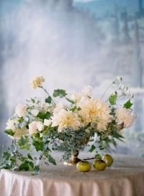 wedding photo - Fresh Florals: Dahlia