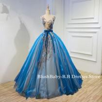 wedding photo - Champagne Blue Prom Ball Gown 2017Hand Made Sheer Back Embroidery Applique Tulle Prom Party Dress Women Formal Evening Dress Bride Wedding