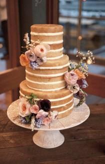 wedding photo - 24 Creative Wedding Cakes That Taste As Good As They Look