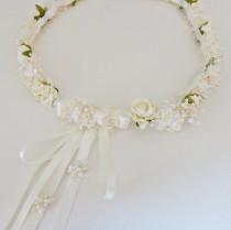 wedding photo - Ivory flower girl crown