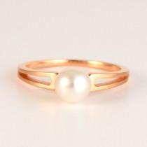 wedding photo - ENGAGEMENT PEARL Ring 'TWIN' in 18k Rose Gold with 6mm Akoya Pearl 