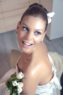 wedding photo - Trucos Para Posar Perfecta en tus Fotos de Boda.