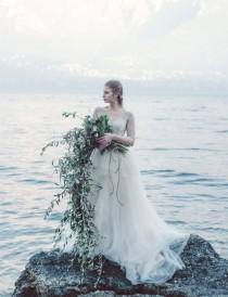 wedding photo - Refined And Dreamy Bridal Elopement At Lake Como - Weddingomania